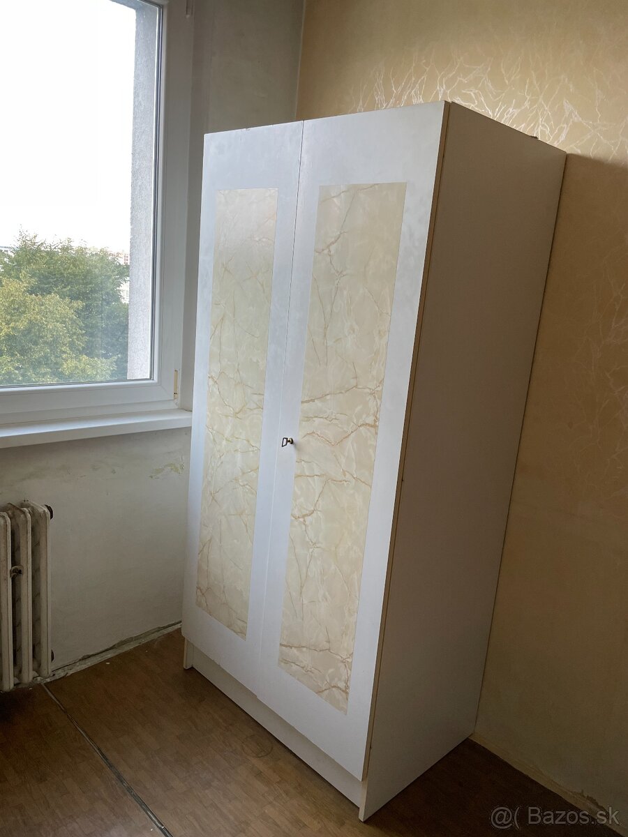 NÁBYTOK ZA ODVOZ ALEBO PÁR DROBNÝCH - 6