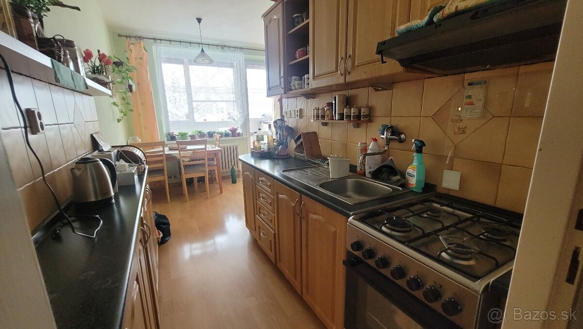 3-izbový byt s balkónom na Komenského ul. - 6