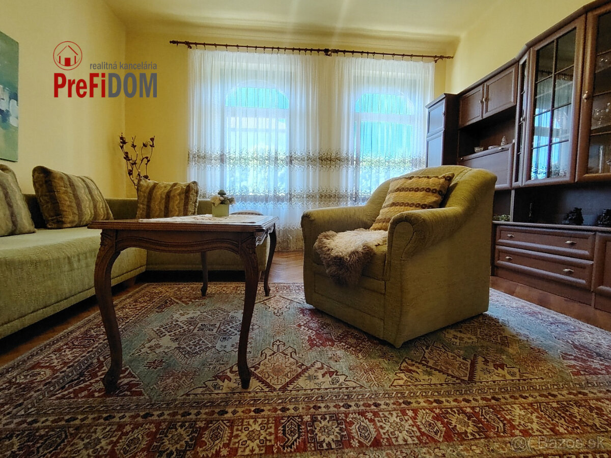 PREDAJ priestranný 5 izbový rodinný dom v meste Šurany. - 6