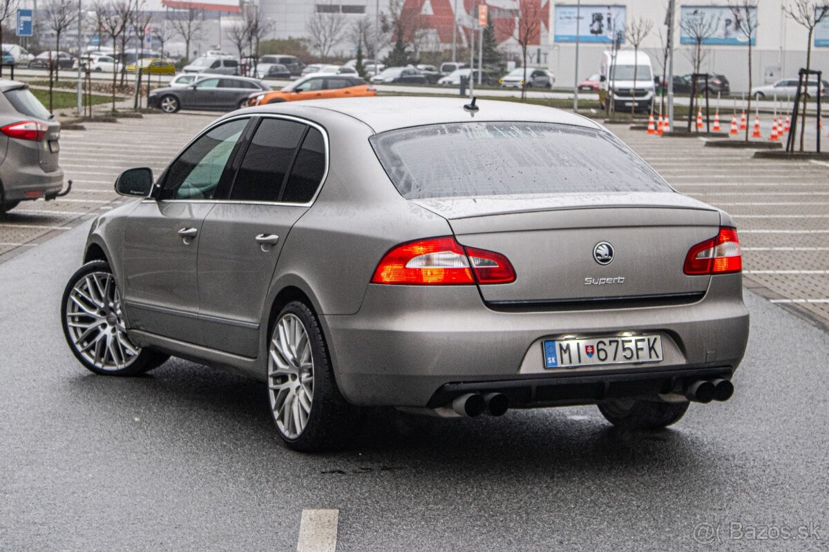 Škoda Superb 3.6 FSI V6 4x4 Elegance DSG/ AJ NA SPLÁTKY - 6