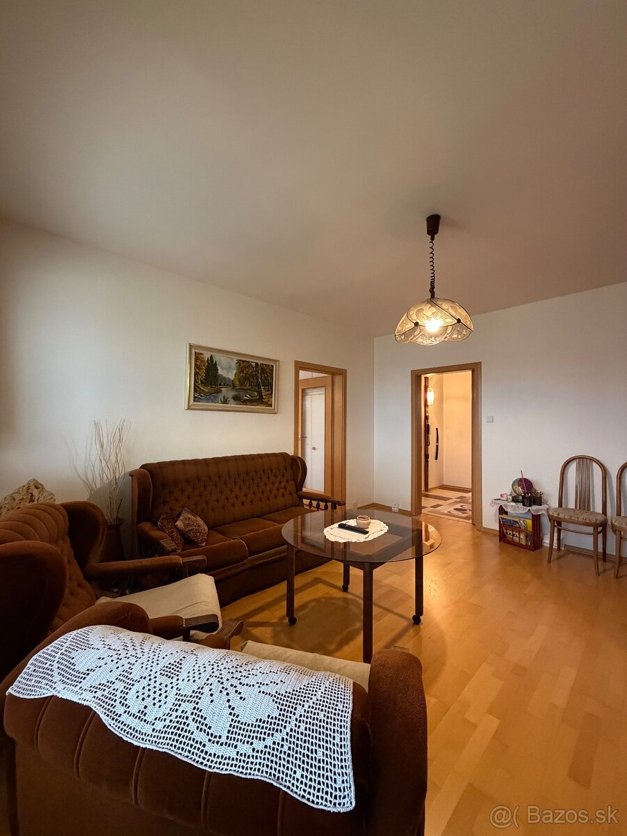 2xwc, 2x loggia, priestranný 4 izbový byt Ťahanovce - 6