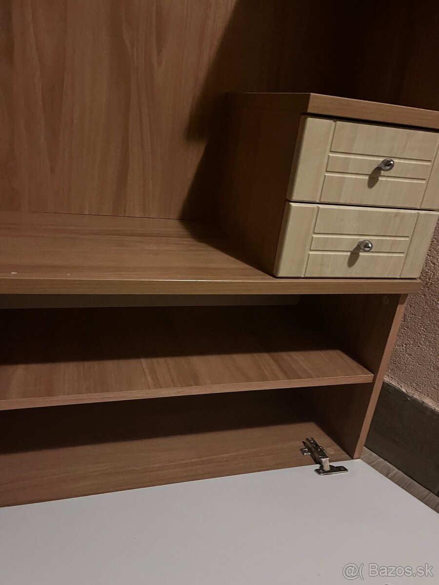 Predám skrinku s vešiakom - 6