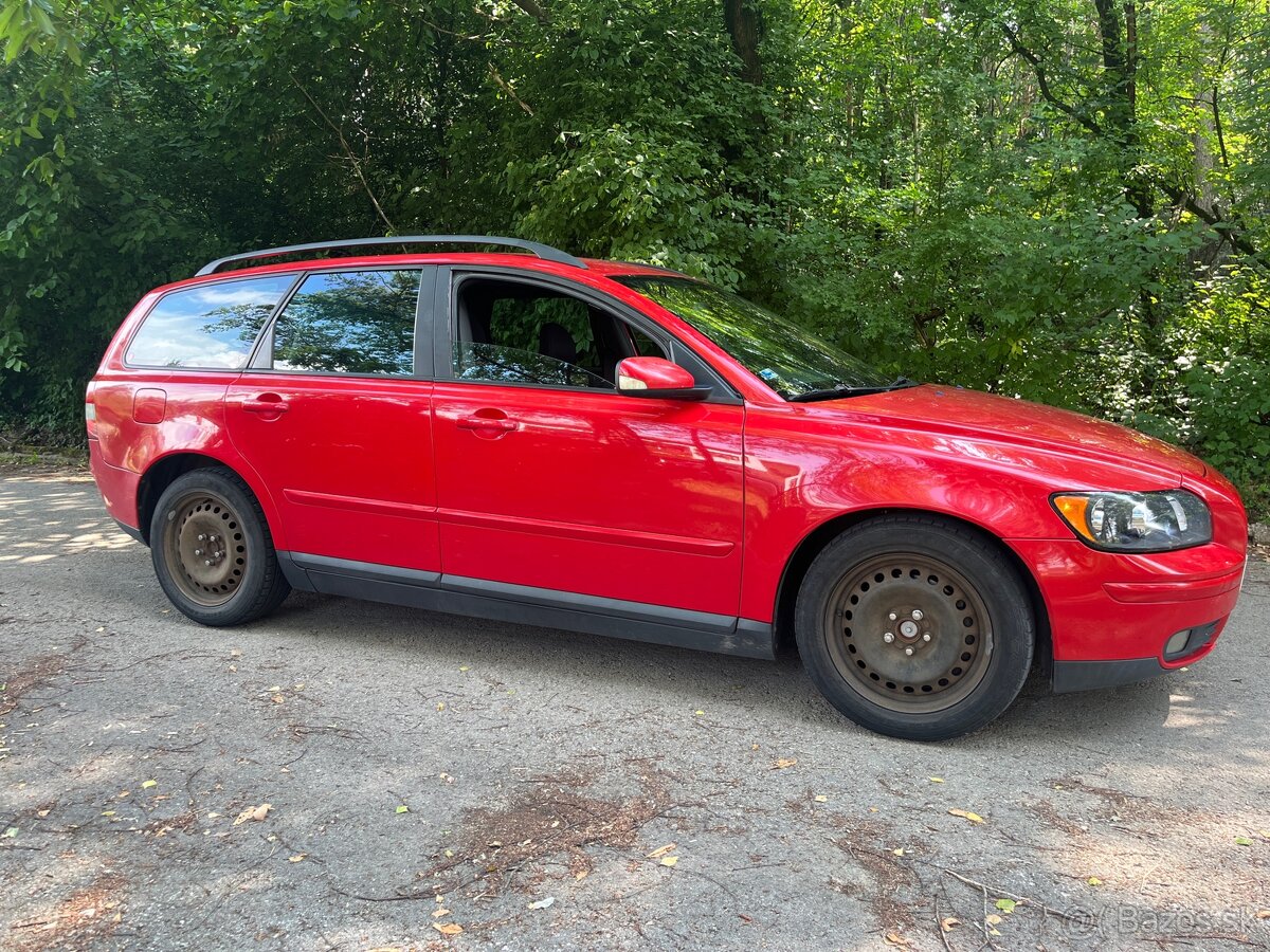 Predám ND na Volvo V50 2.0D 2005 - 6