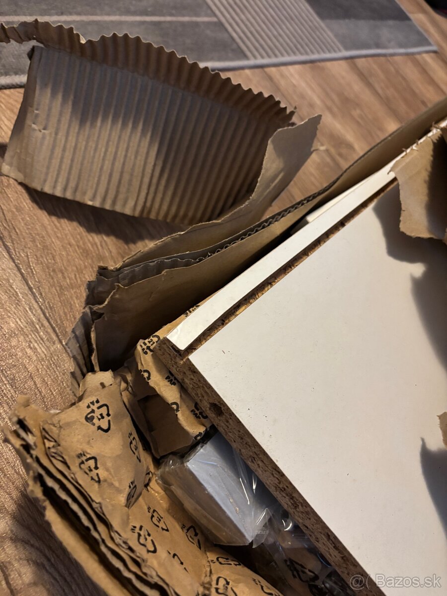 Kúpelňová skrinka - 6