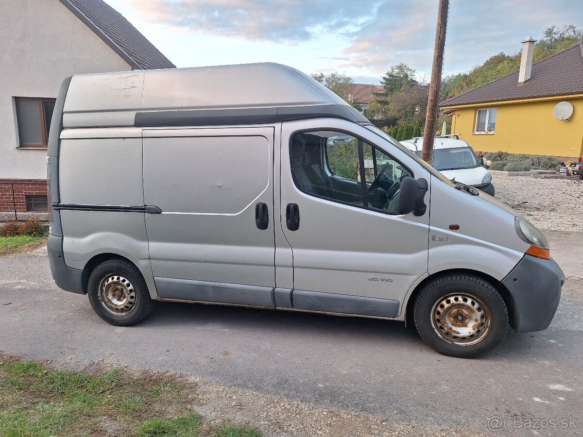 RENAULT TRAFIC 1,9DCI KLÍMA VYSOKÝ - 6