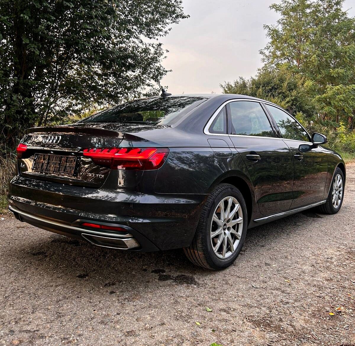 Audi A4 Advance 30 2.0 TDI S tronic Facelift r.v. 2021 SEDAN - 6