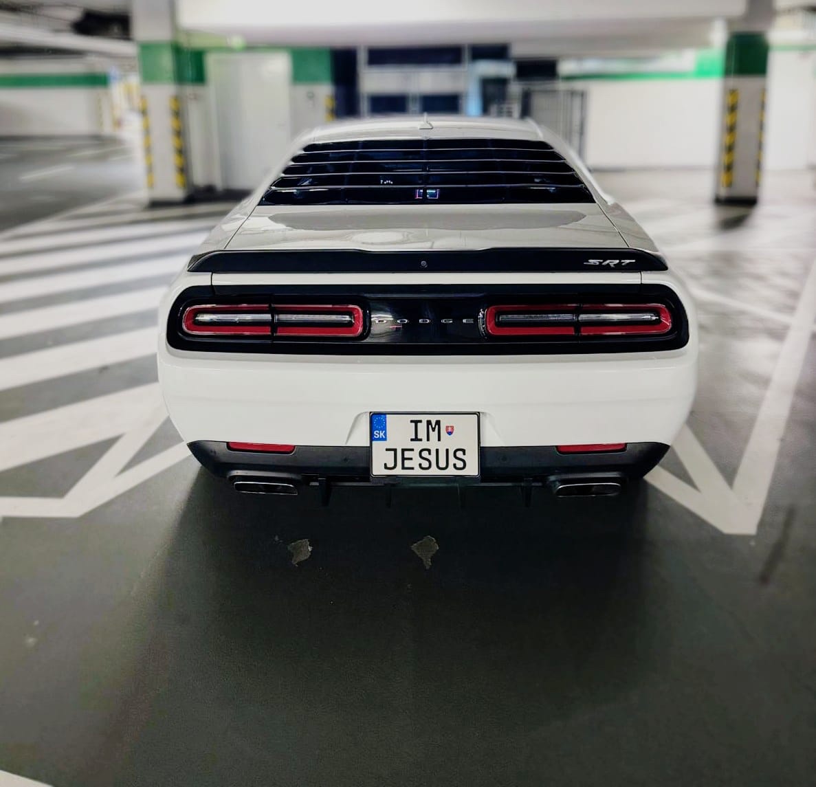 Dodge Challenger - 6