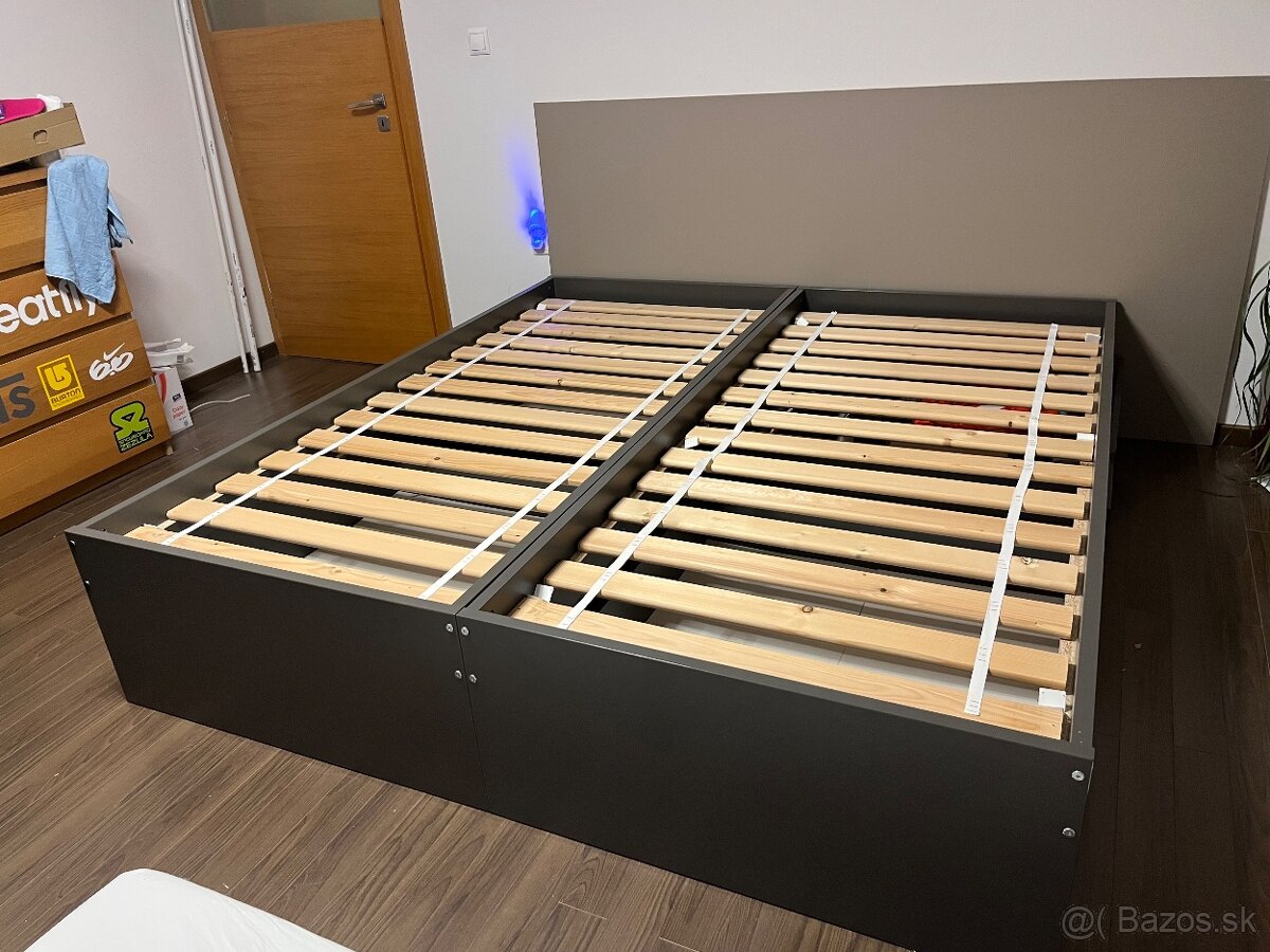 Posteľ s úložným priestorom - 6
