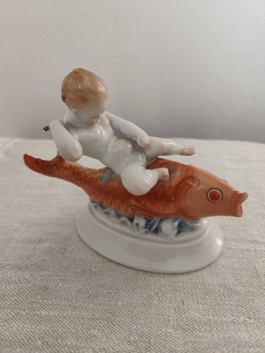 Herend chlapec na rybe porcelánová soška - 6