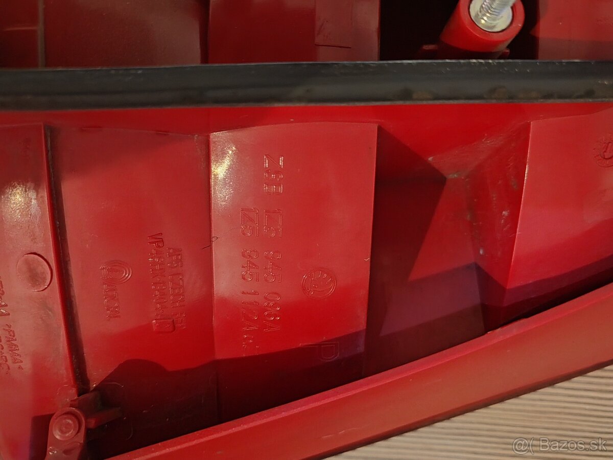 Octavia 2 svetlá - 6