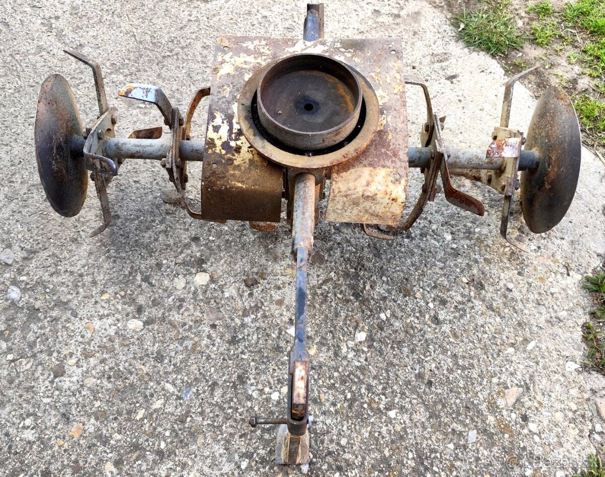 Predám malotraktor VARI - 6