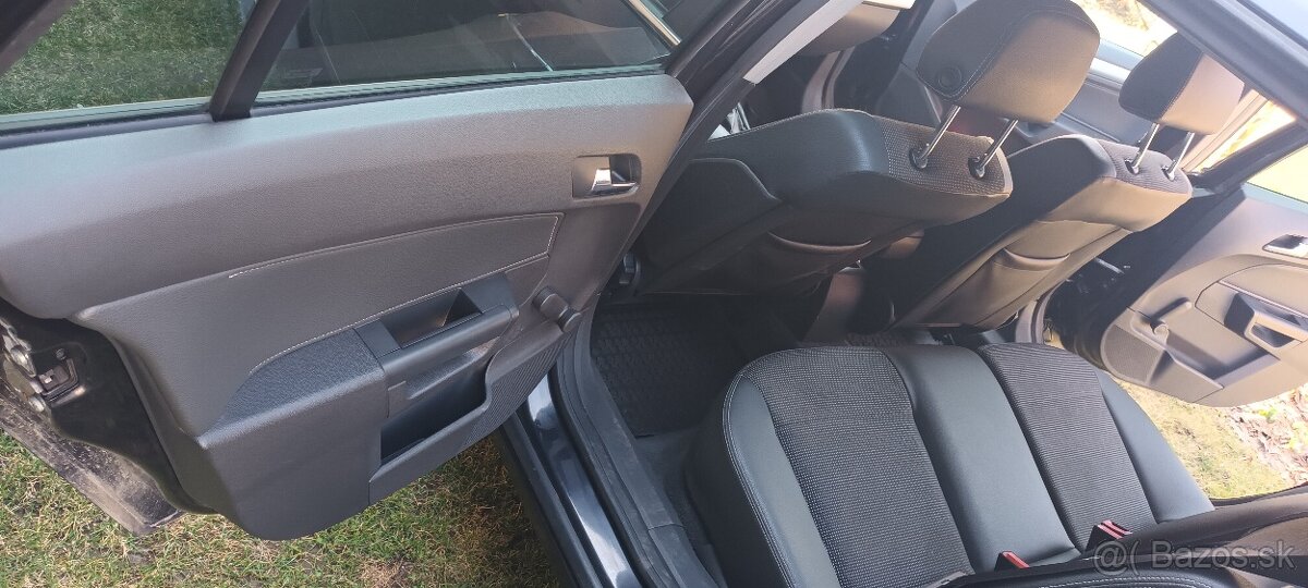 Opel Astra h - 6