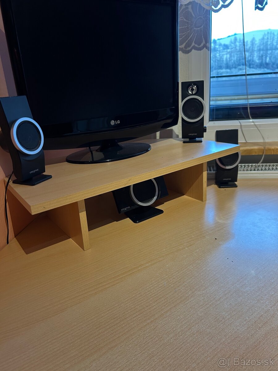 Rohový počítačový stôl - 6