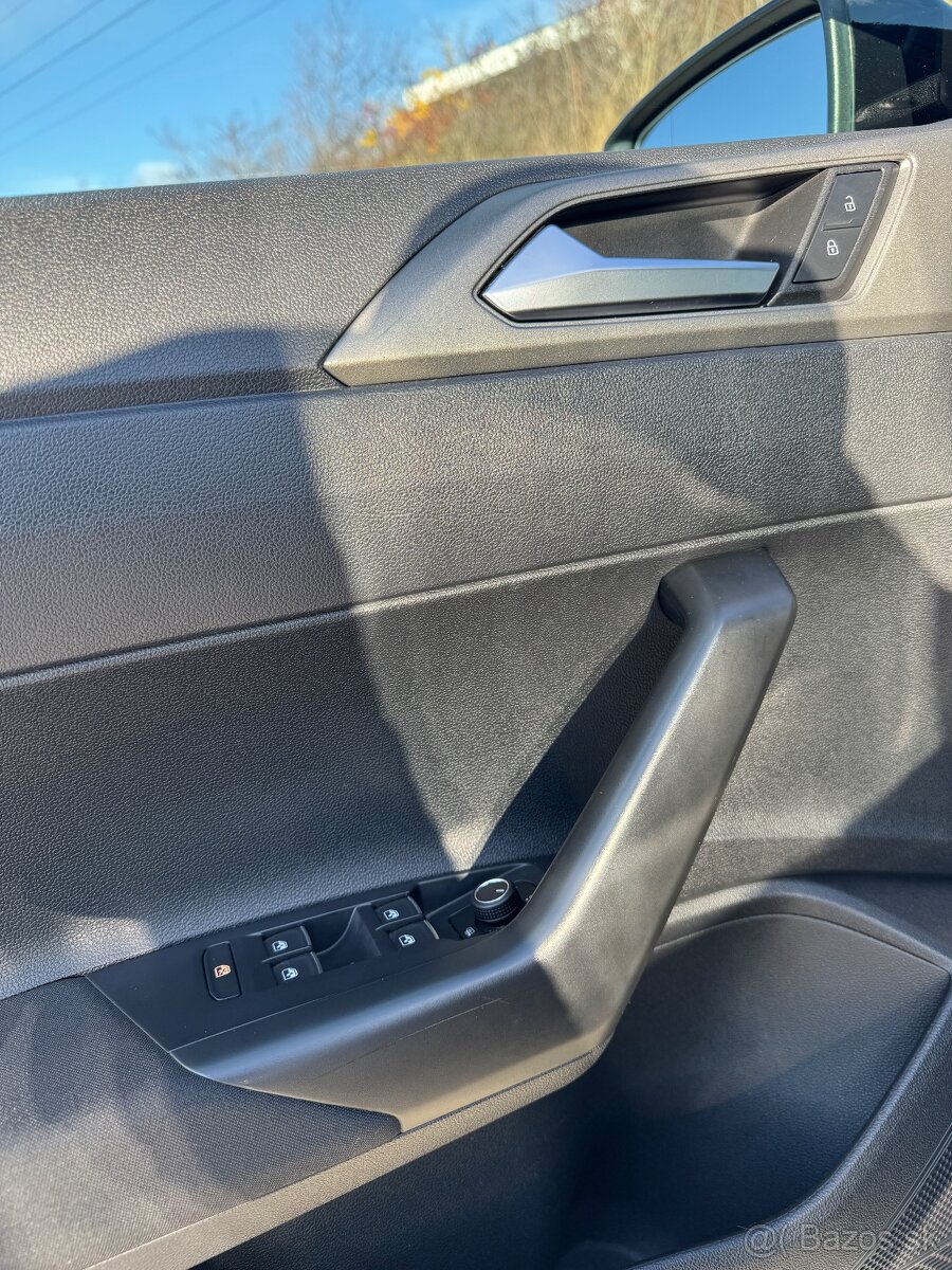 Volkswagen Polo 1,0 - 6