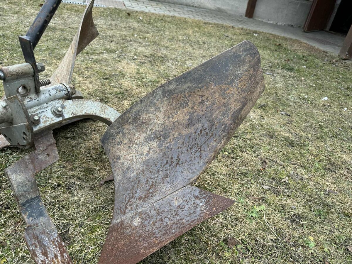 Predám pluh obracak za agzat - 6