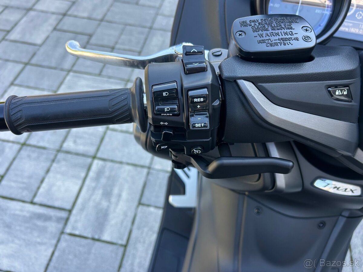Yamaha T-Max 560 tech - 6