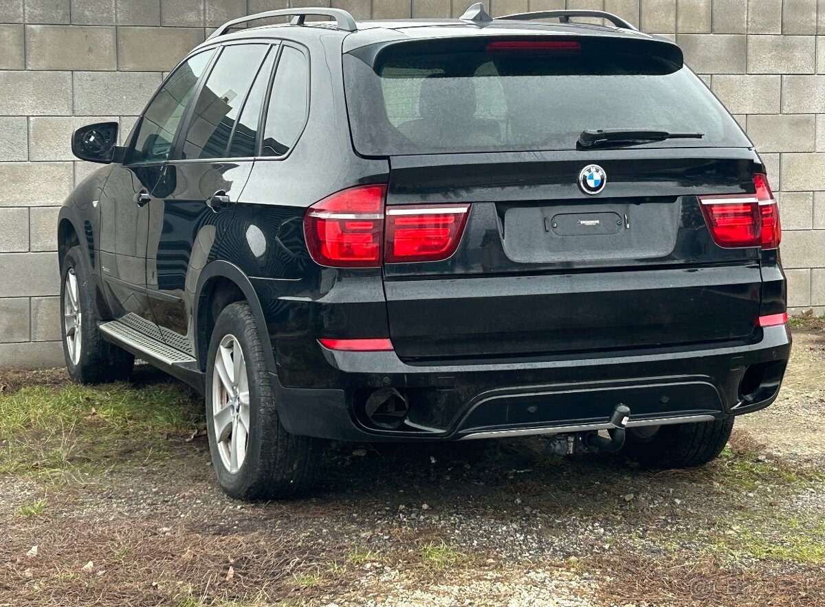 ROZPREDÁME BMW X5 E70 3,5sd 210kw 2011 - 6