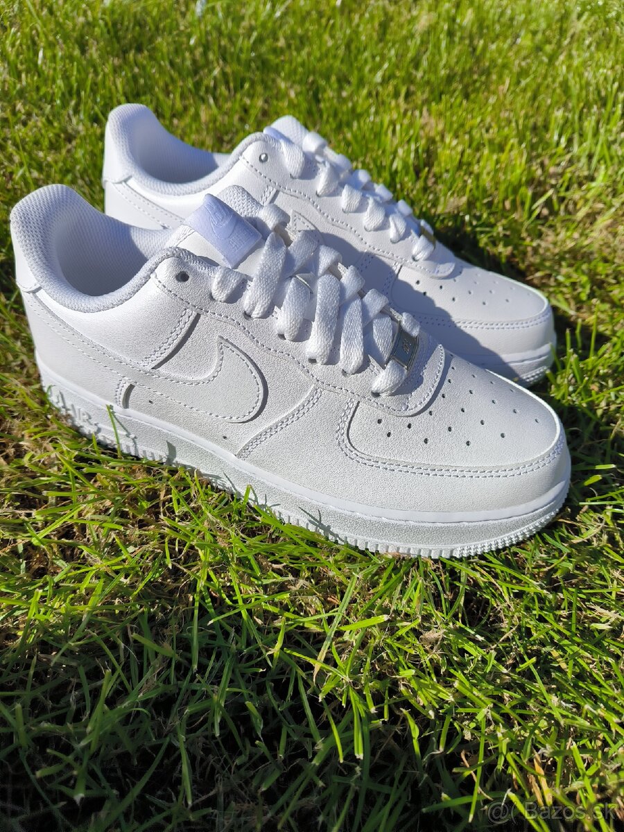 Nike Air Force 1 Triple White 38 - 6