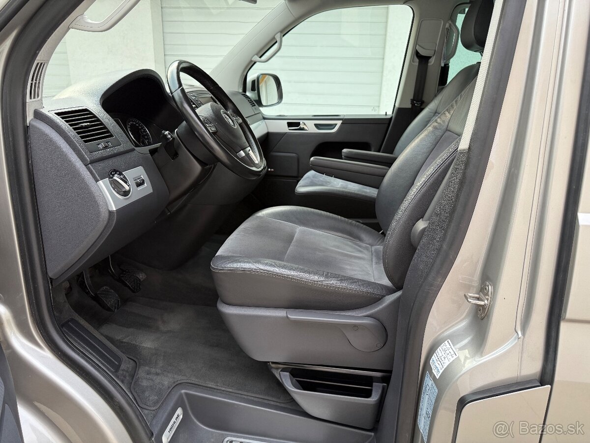 VW Multivan 2.0 TDI Highline 4Motion - 6