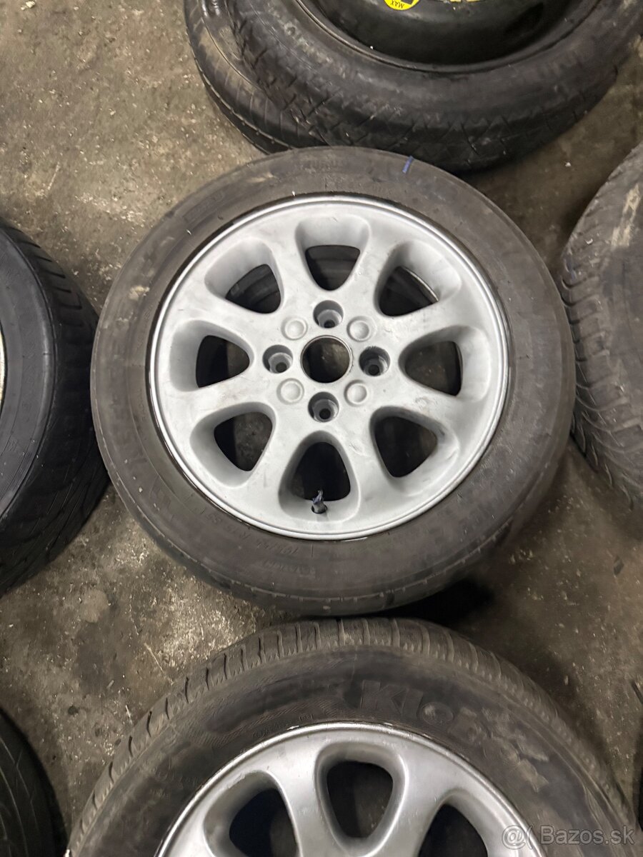 Volvo elektróny R15 (v40) - 6