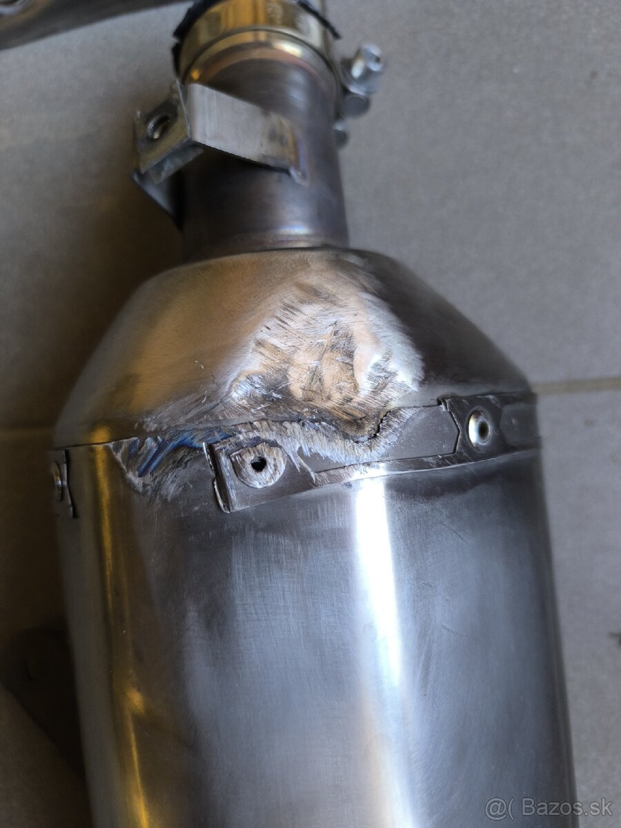 Originál Akrapovič titánový slip on - 6