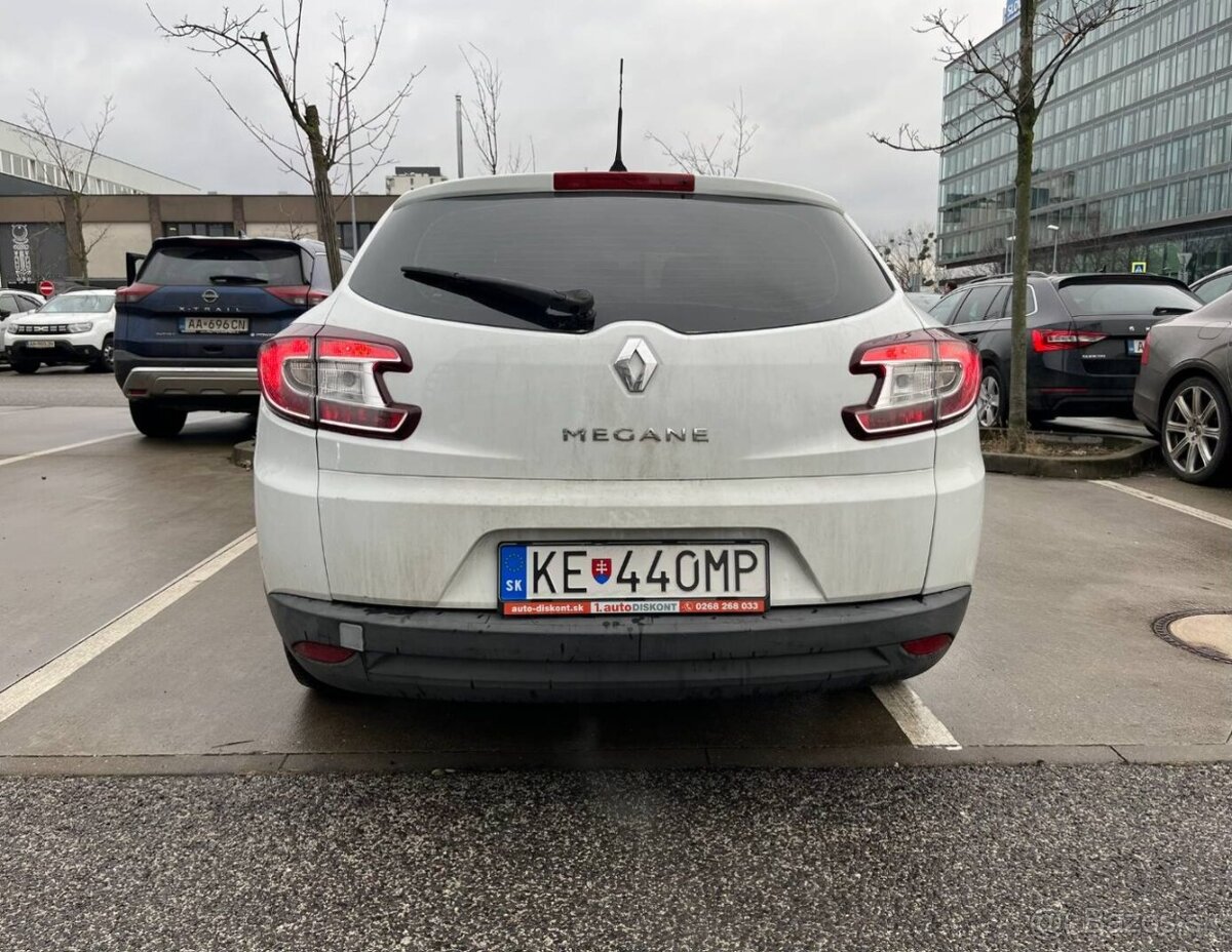 Renault Megane 1.6i - 6