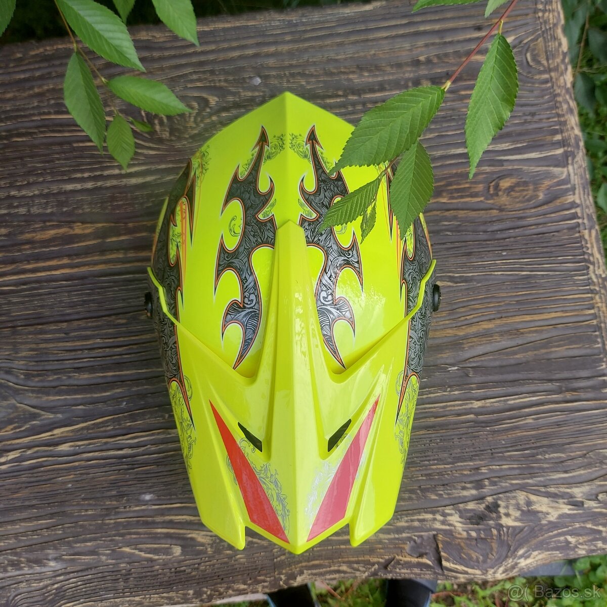 Predám športovú motokrosovú prilbu – veľkosť L - 6