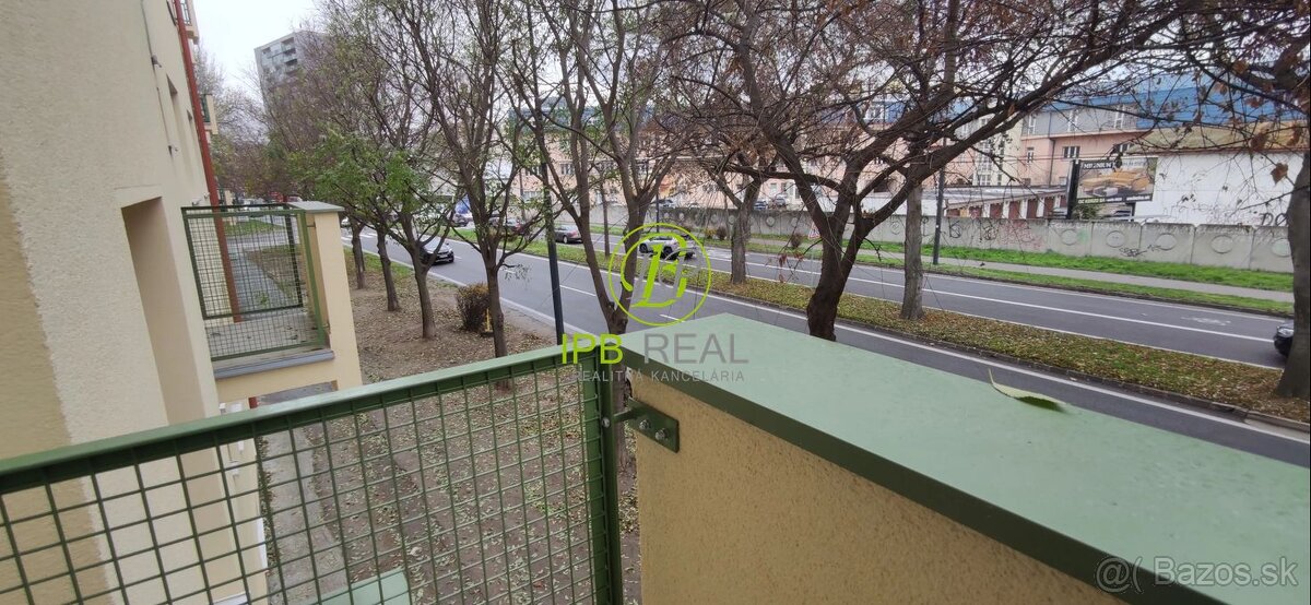 Priestranný 2-izb. byt na Karadžičovej ul. v Starom Meste - 6