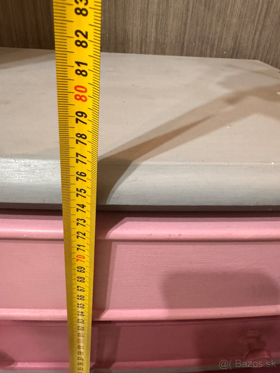 Drevená komodka/stolík - 6