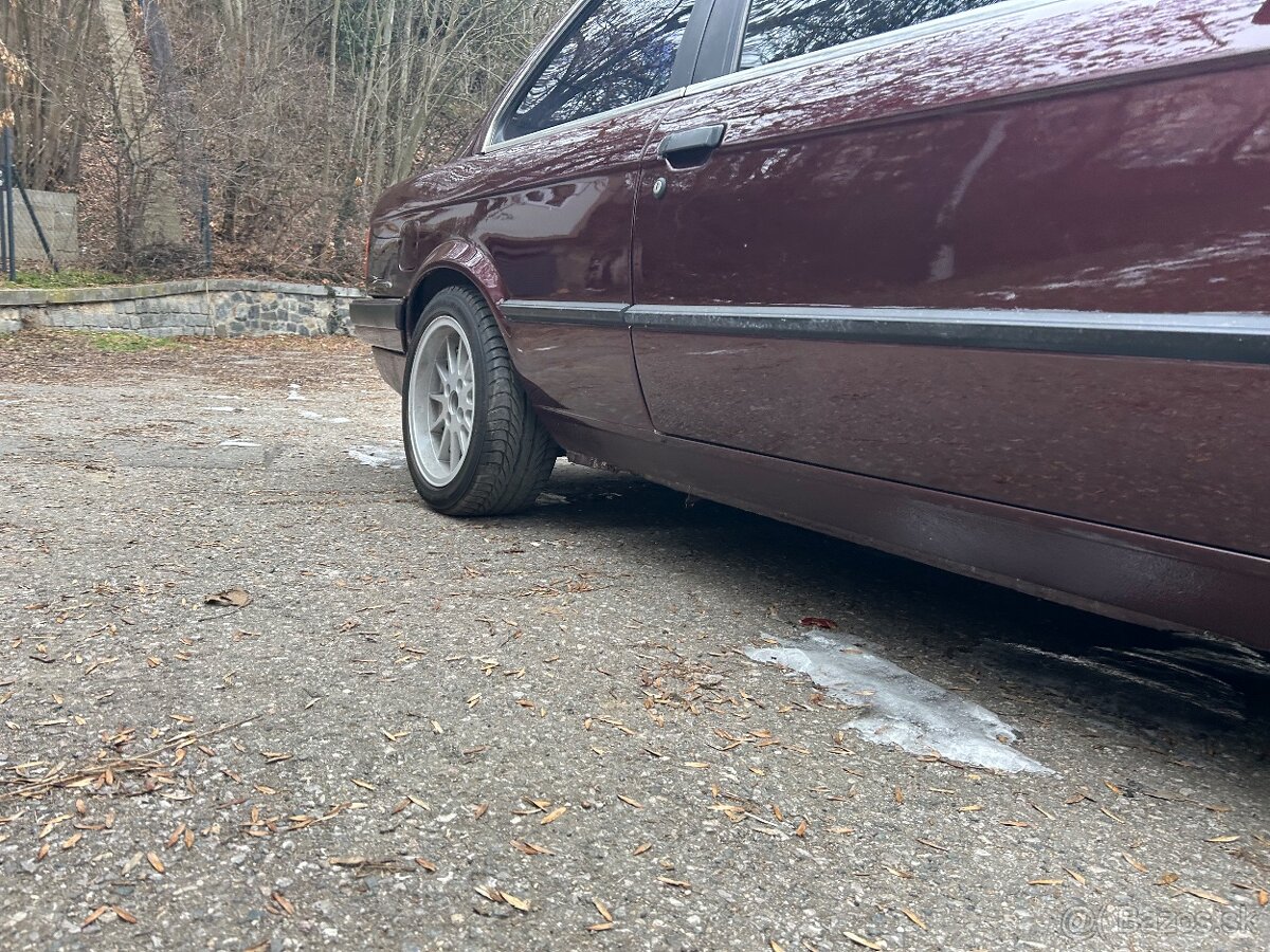 Prodam Bmw e30 kupe 320i - 6