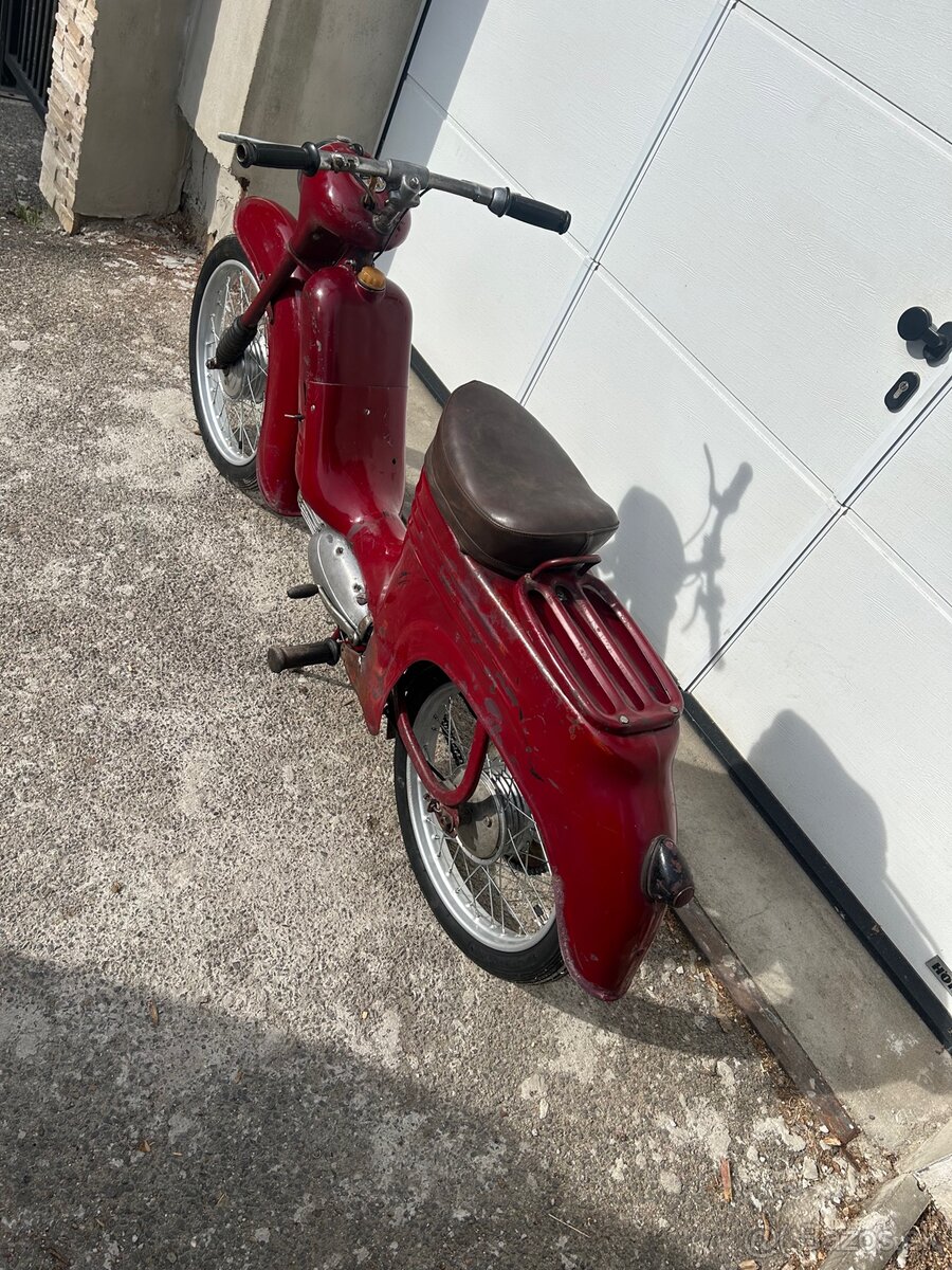Jawa 555 - 6