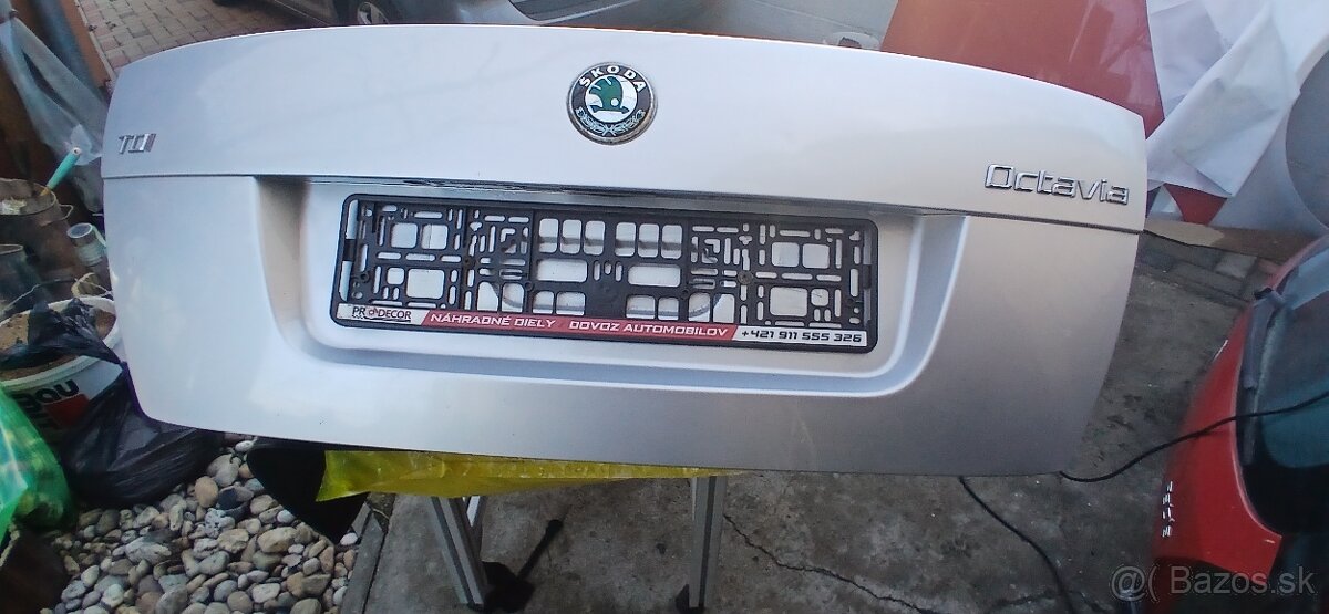 Predám zadnú kapotu škoda octavia2 sedan. - 6