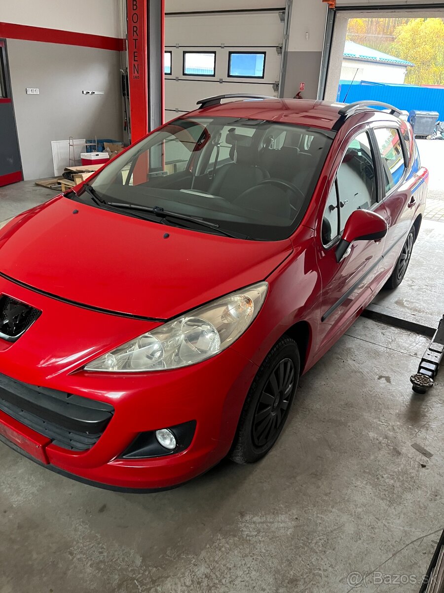 Peugeot 207 1.4 VTI - diely - 6