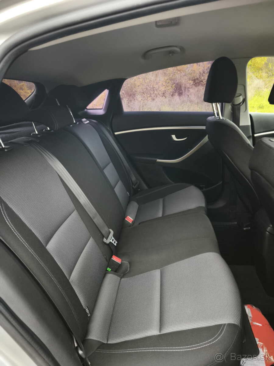 Hyundai i30 CVVT Comfort - 6