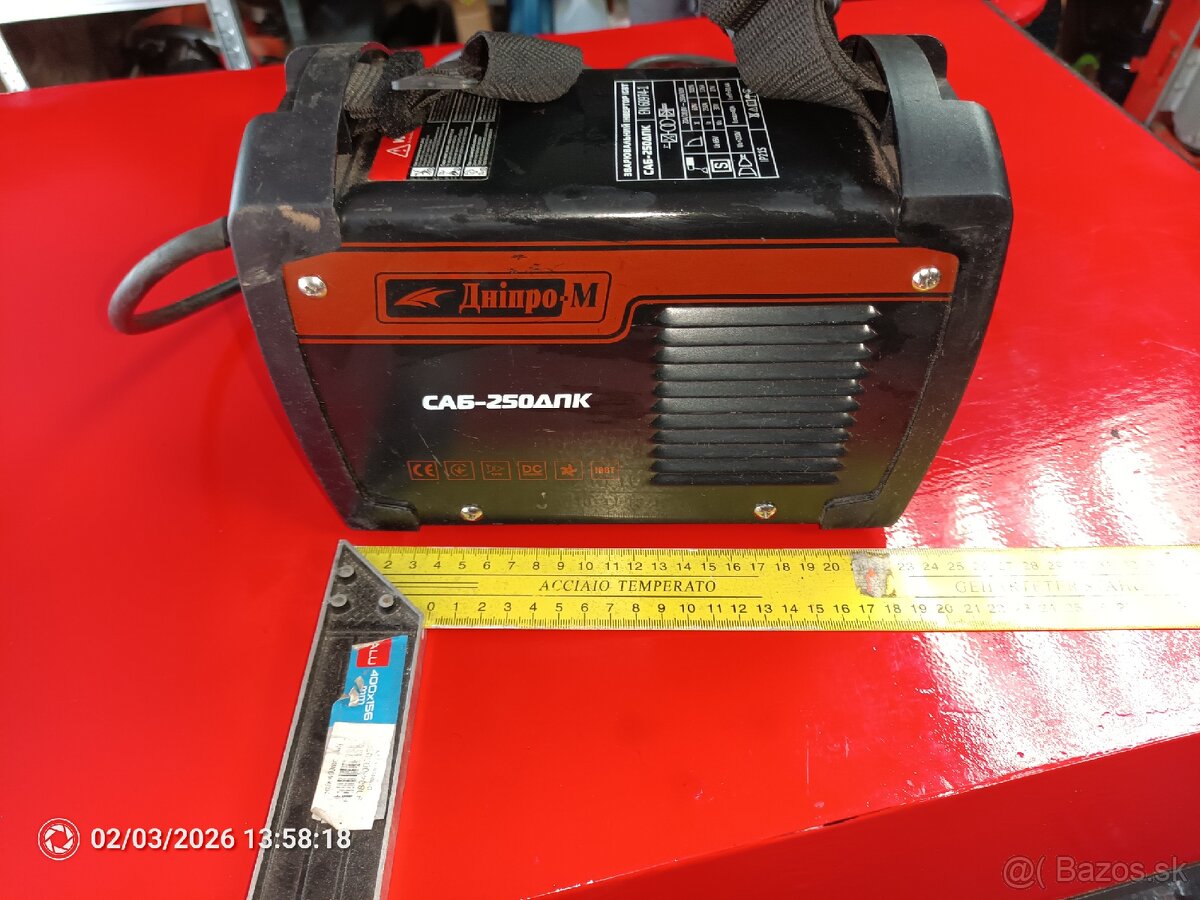 Invertorová zváračka Dnipro M SAB-250DPK - 6