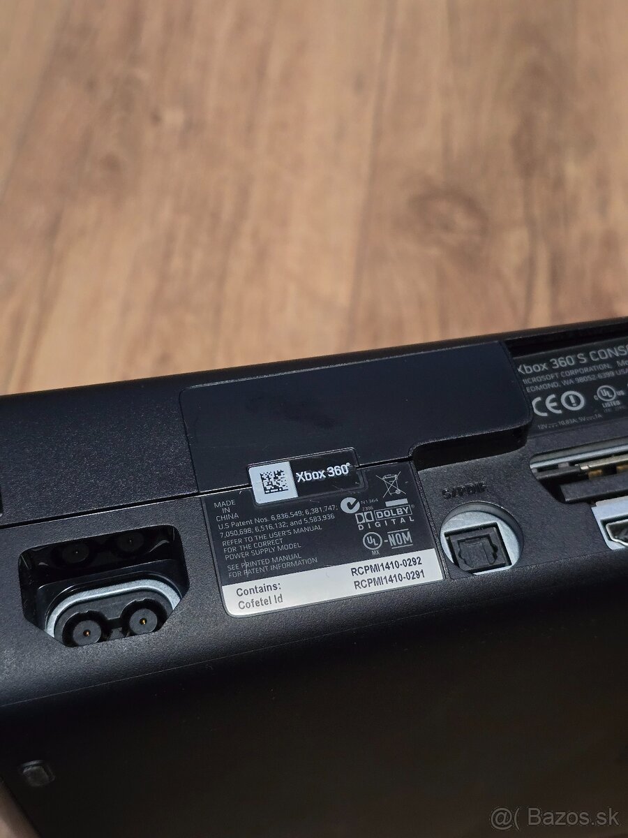 Xbox 360 Slim 4GB - 6