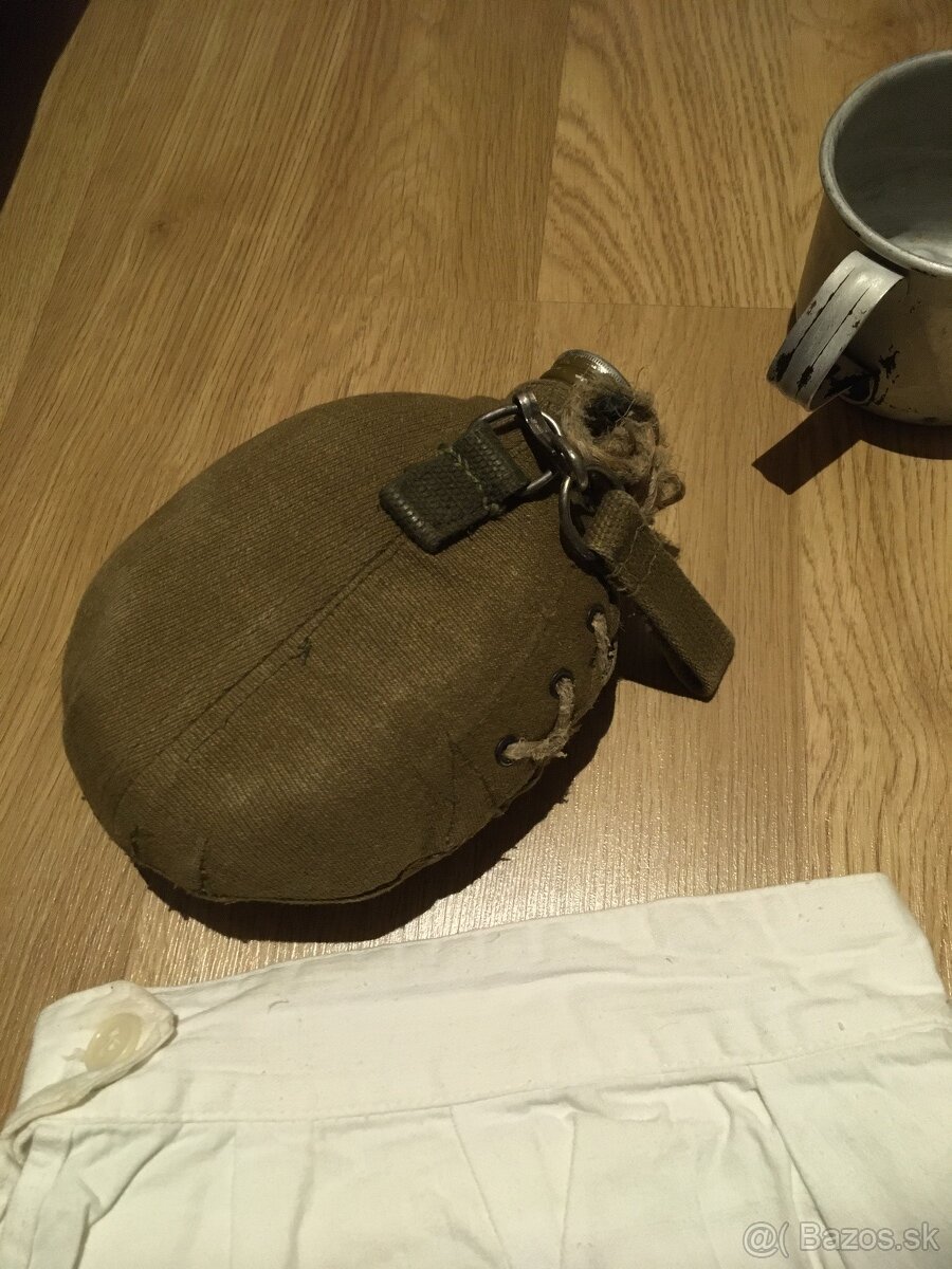 Sovietska poľná fľaša na KVH - 6