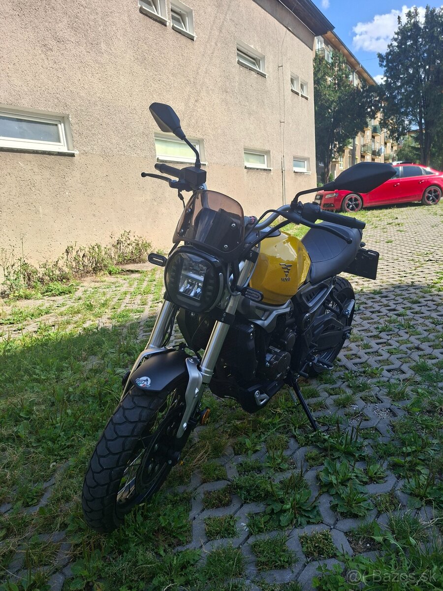 VOGE 300 - 6