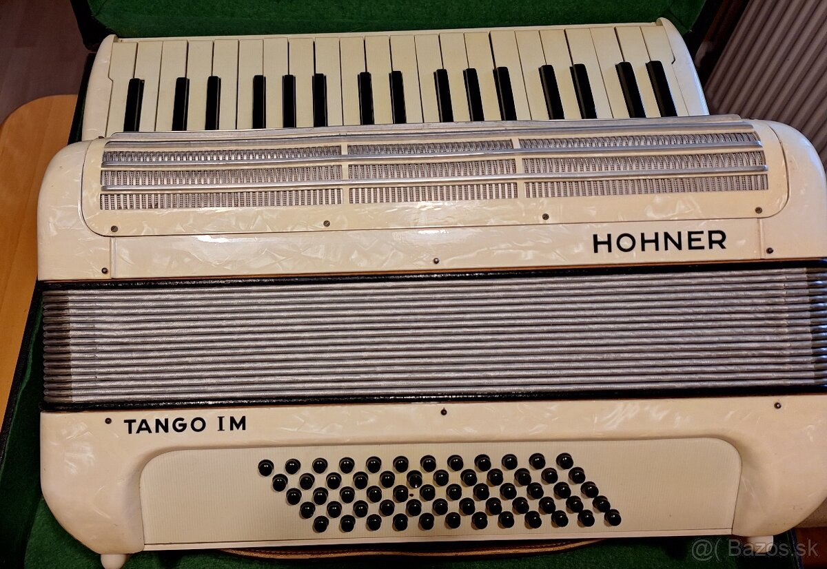 Akordeón HOHNER Tango IM - 6