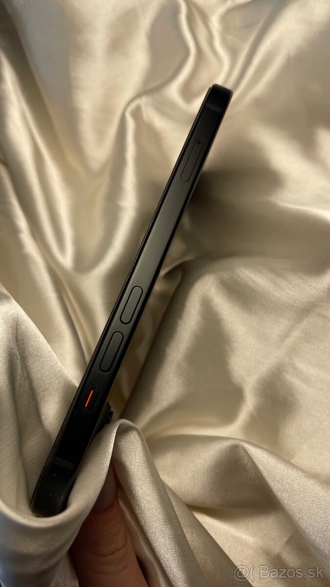 iPhone 15 – 256 GB Dual sim - 6