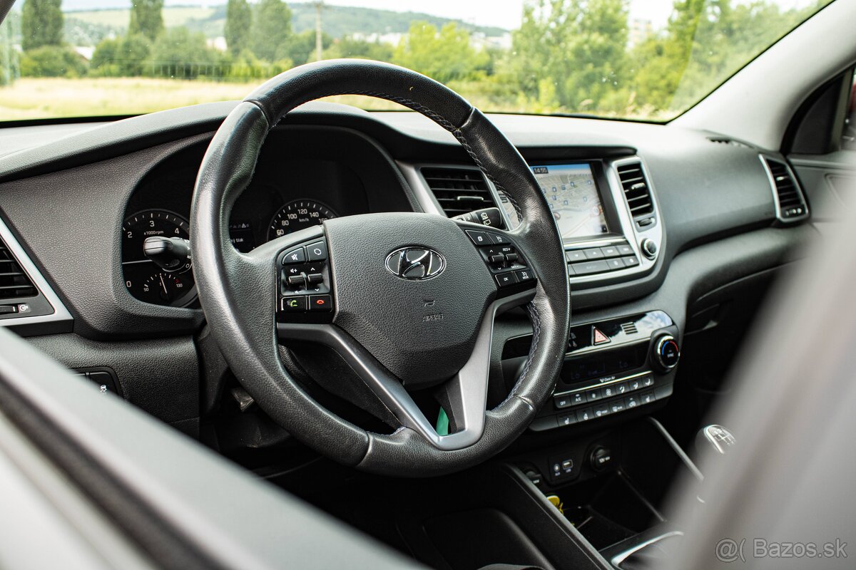Hyundai Tucson 1.7 CRDi Style M6 - 6