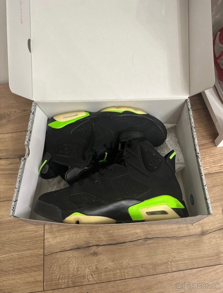 Jordan 6 eletric green 44 - 6