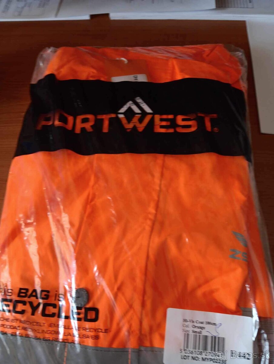 Pracovné oblečenie a obuv - 6