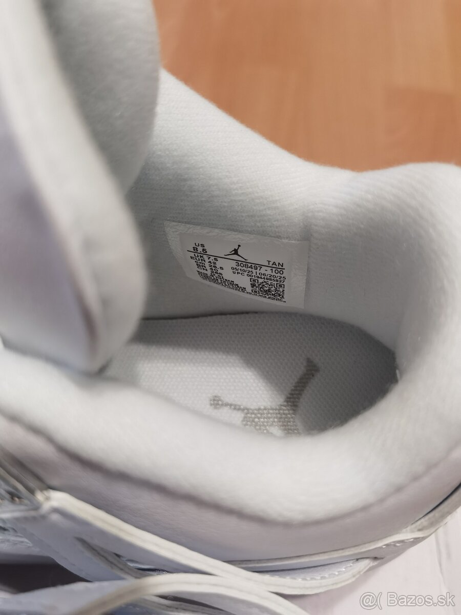 Jordan 4 Pure Money - 6