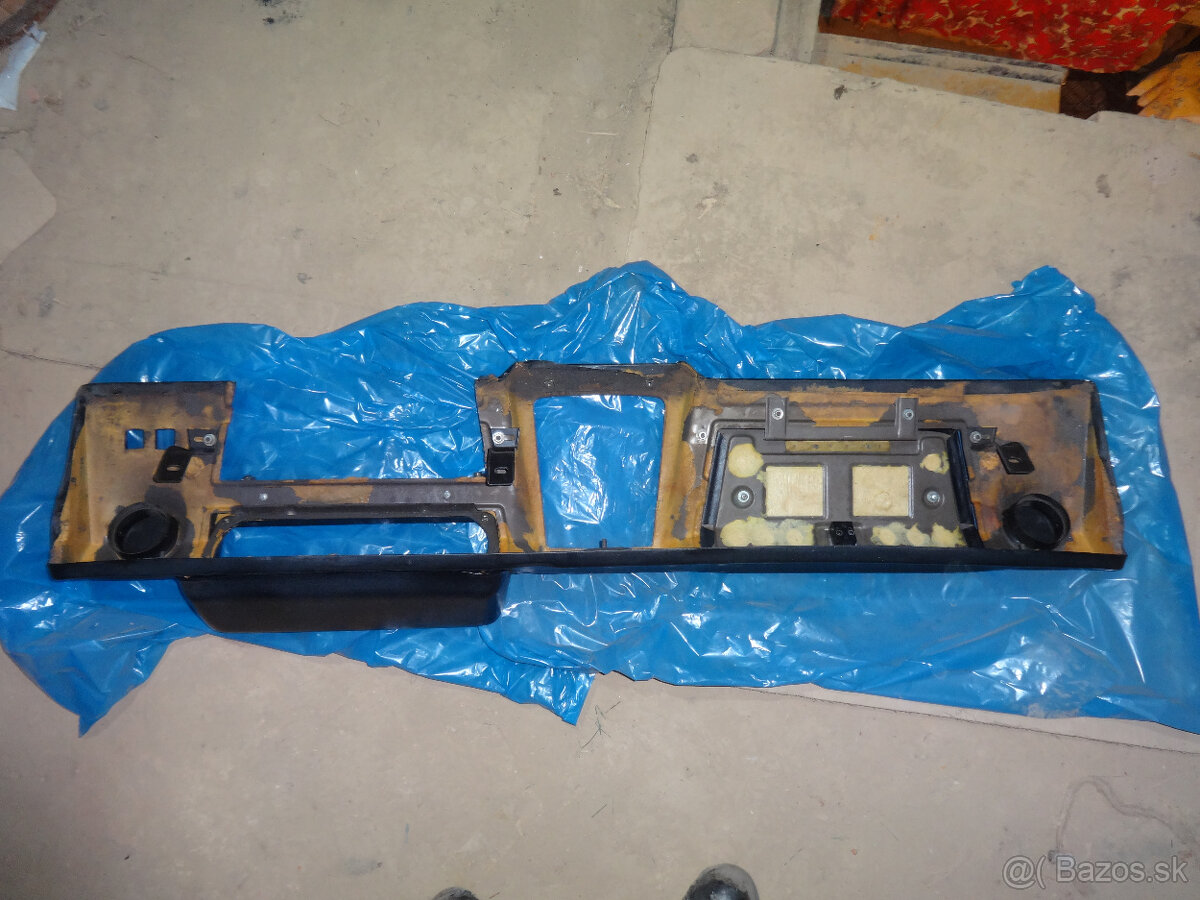 Palubná doska Škoda 130L, 120 - 6