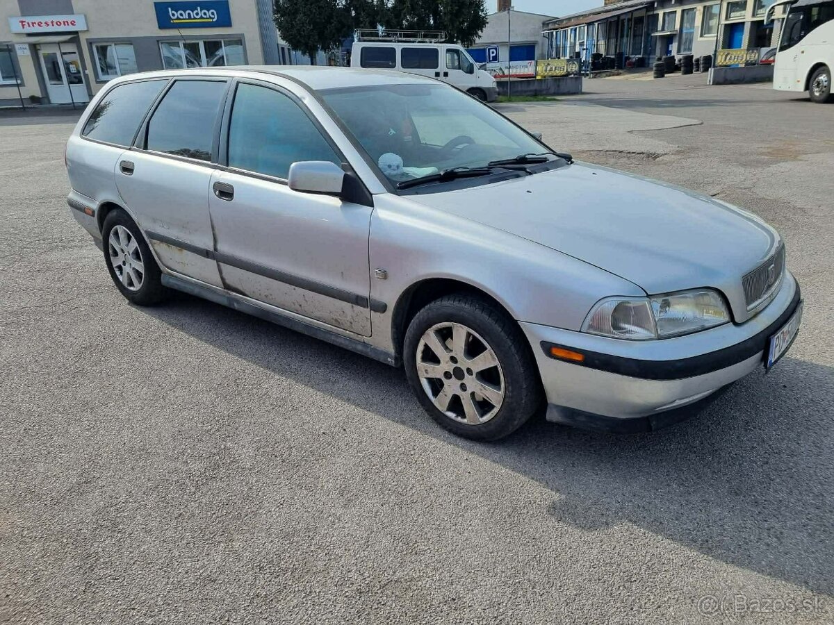 Volvo V40 - 6