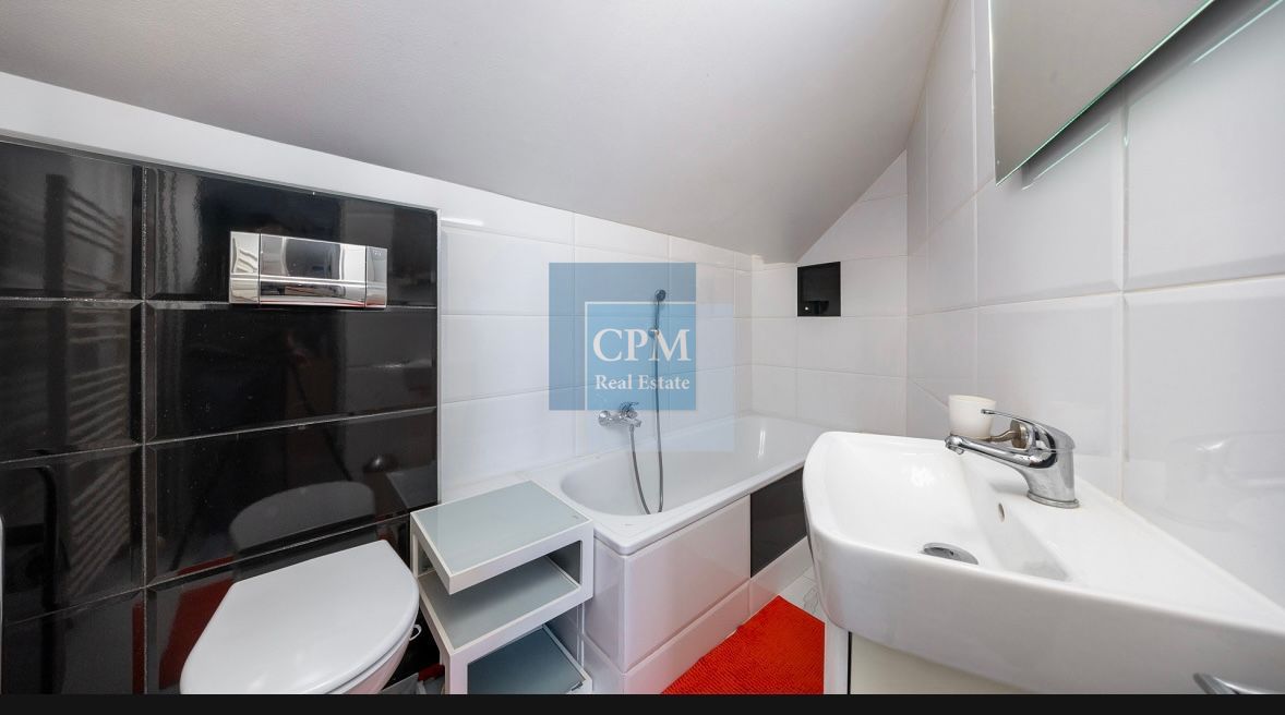 Priestranný 2-izbový byt s veľkou povalou a výbornou energio - 6