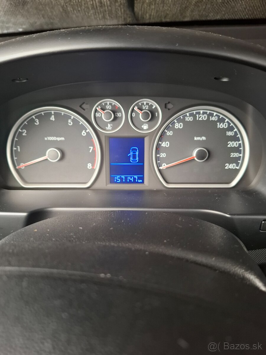 Predam hyundai i30 1.4 benzin - 6