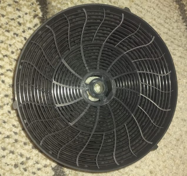 krabica c.3 ostane veci - 6