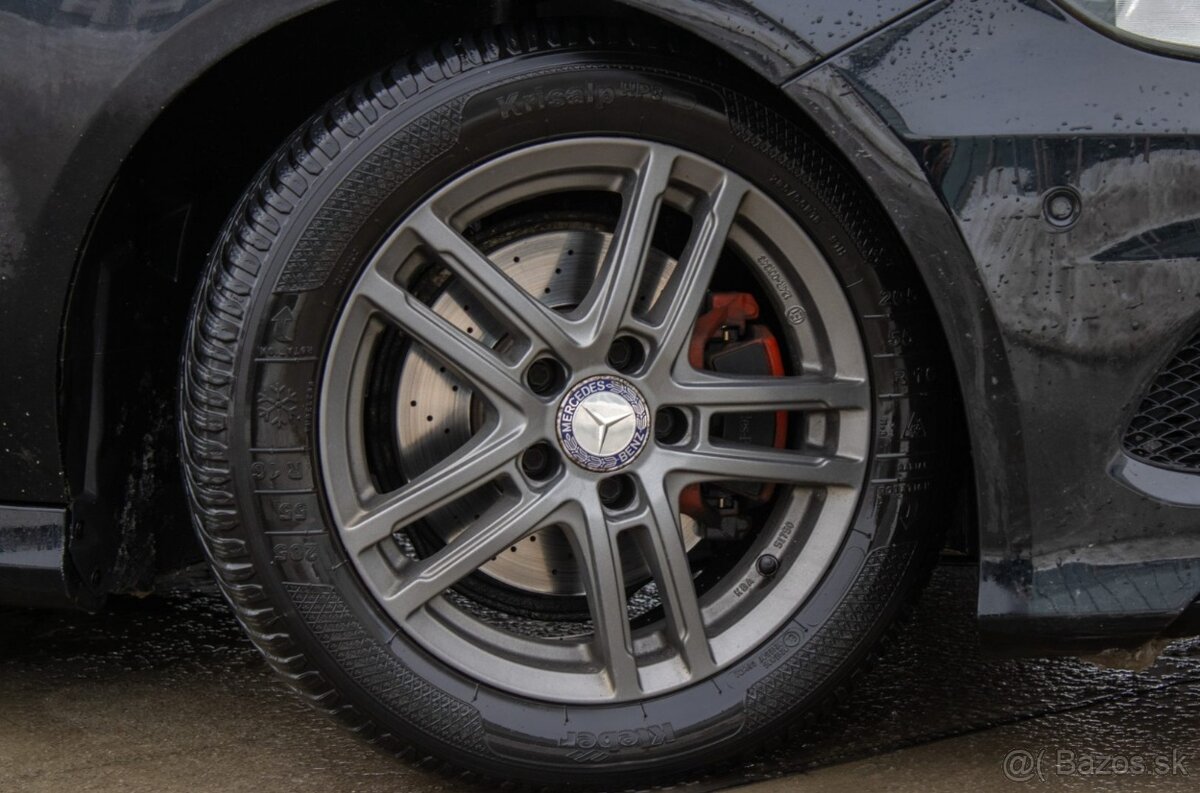 Mercedes-Benz A 180 BlueEFFICIENCY, 90kW - 6